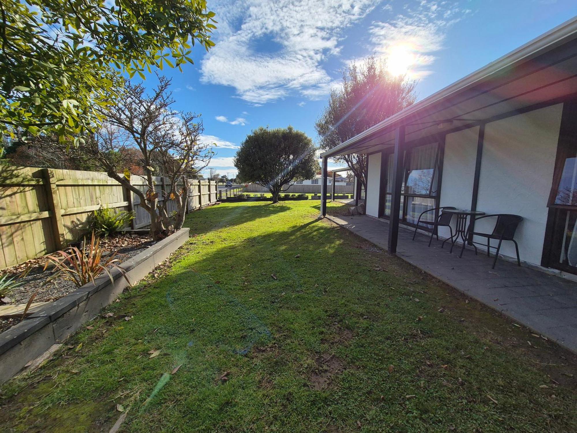 Magnolia Court Motel Opotiki Exteriér fotografie